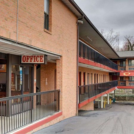 Red Carpet Inn By University Of Maryland カレッジパーク エクステリア 写真