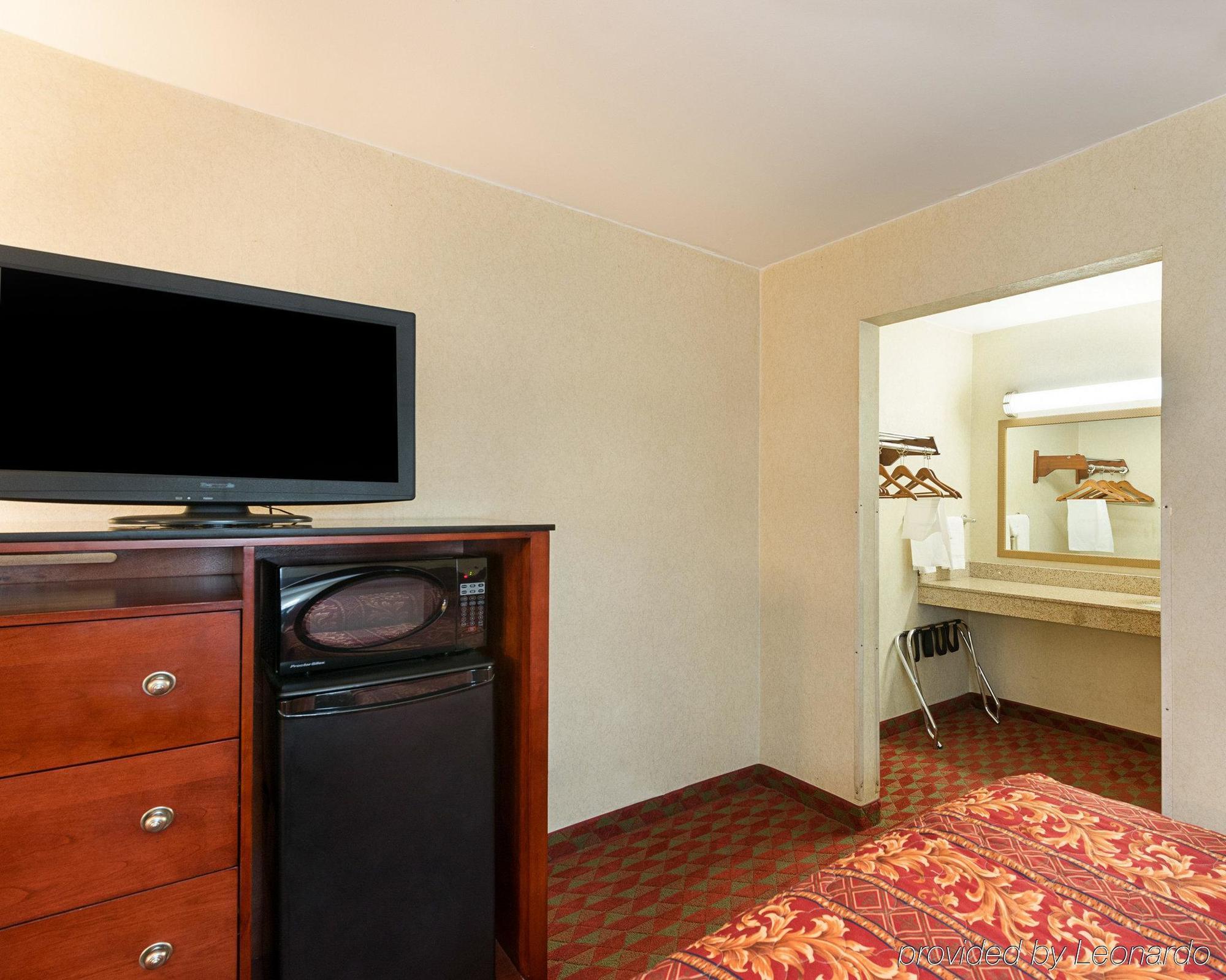 Red Carpet Inn By University Of Maryland カレッジパーク エクステリア 写真