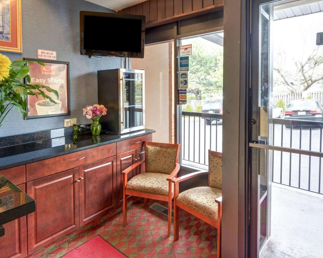 Red Carpet Inn By University Of Maryland カレッジパーク エクステリア 写真